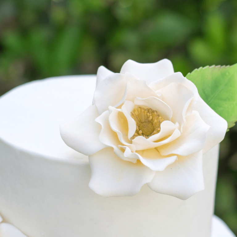 White Rose Sugar Flowers by Kelsie Cakes