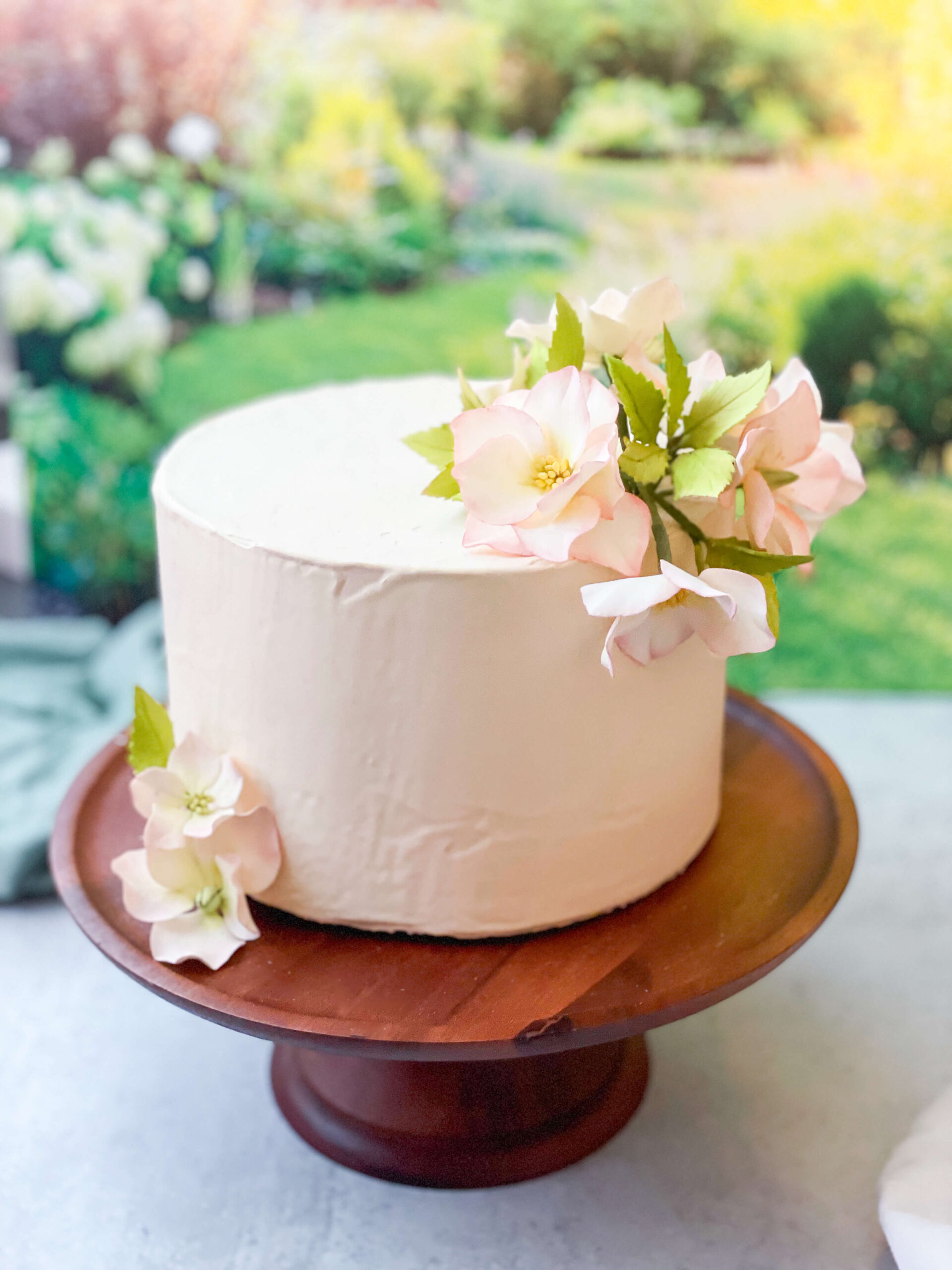 2023 Wedding Trends with Sugar Flowers Sugar Flowers by Kelsie Cakes
